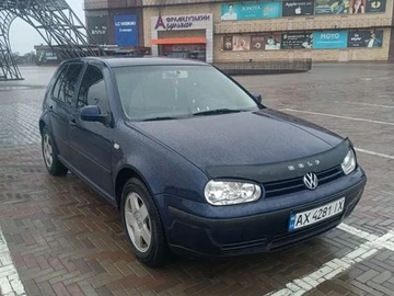 Авто Volkswagen Golf 2000 № 8586864
