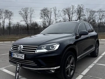 Авто Volkswagen Touareg 2016 № 8587004