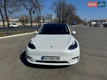 Авто Tesla Model Y 2023 № 8587008