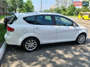 Авто SEAT Altea Xl 2011 № 8587246