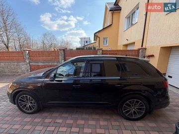 Авто Audi Q7 2018 № 8587549