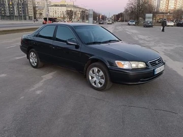 Авто Toyota Camry 2000 № 8587611