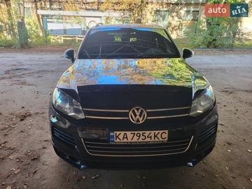 Авто Volkswagen Touareg 2012 № 8587796