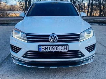 Авто Volkswagen Touareg 2015 № 8587977
