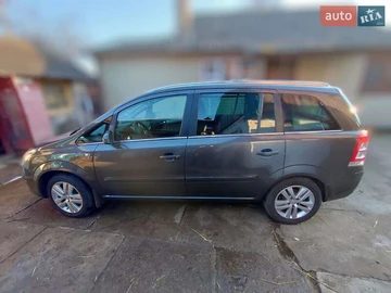 Авто Opel Zafira 2009 № 8588241
