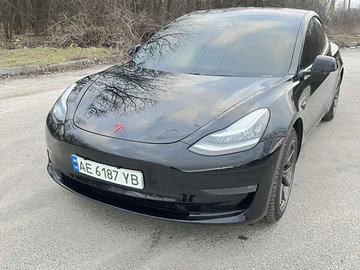 Авто Tesla Model 3 2019 № 8588626