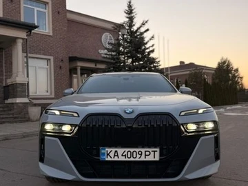 Авто BMW 7 Series 2023 № 8588726