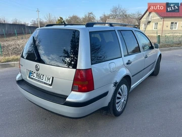 Авто Volkswagen Golf 1999 № 8588750