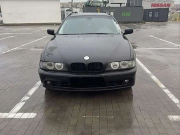 Авто BMW 5 Series 2002 № 8588791