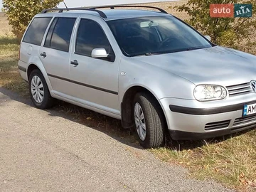 Авто Volkswagen Golf 2002 № 8588804
