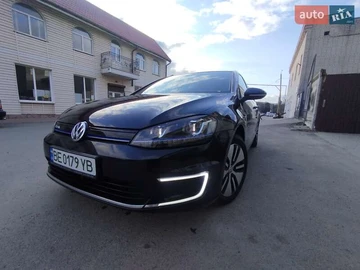 Авто Volkswagen E-Golf 2016 № 8588905