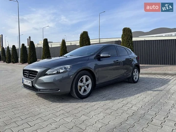 Авто Volvo V40 2012 № 8588935