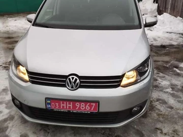 Авто Volkswagen Touran 2014 № 8588945