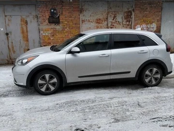 Авто KIA Niro 2017 № 8589037