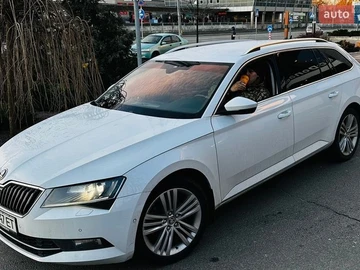Авто Skoda Superb 2017 № 8589138