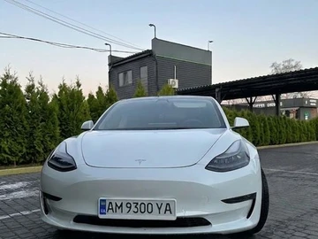 Авто Tesla Model 3 2023 № 8589316