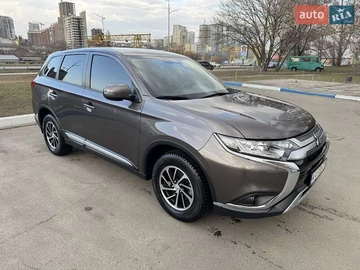 Авто Mitsubishi Outlander 2021 № 8589339