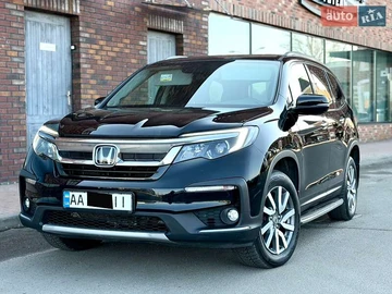 Авто Honda Pilot 2018 № 8589359