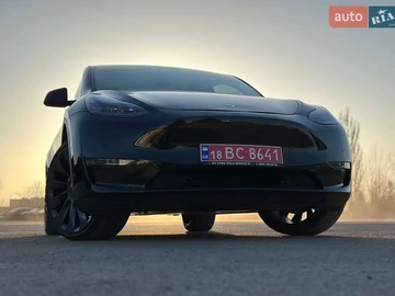 Авто Tesla Model Y 2022 № 8589364
