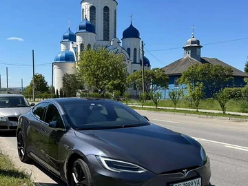 Авто Tesla Model S 2018 № 8589368