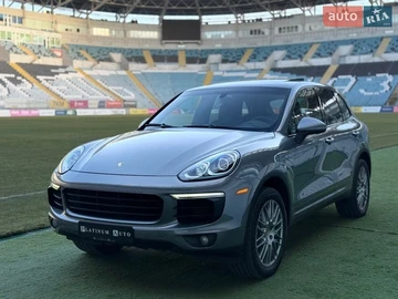 Авто Porsche Cayenne 2016 № 8589369
