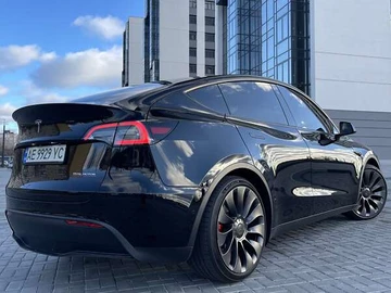 Авто Tesla Model Y 2022 № 8589394