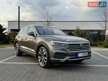 Авто Volkswagen Touareg 2021 № 8589436