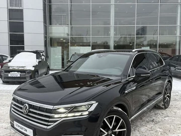 Авто Volkswagen Touareg 2022 № 8589444