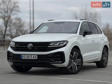 Авто Volkswagen Touareg 2024 № 8589455