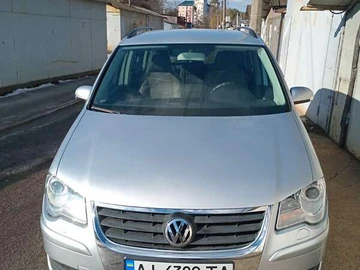 Авто Volkswagen Touran 2007 № 8589883