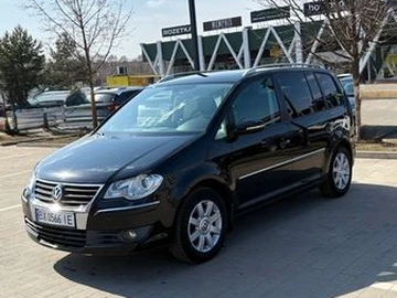 Авто Volkswagen Touran 2009 № 8590075