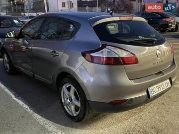 Авто Renault Megane 2015 № 8590082