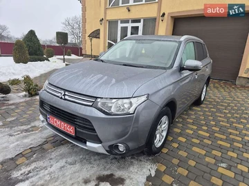 Авто Mitsubishi Outlander 2015 № 8590167