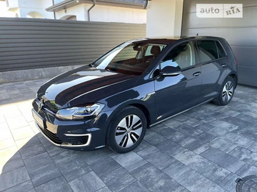 Авто Volkswagen E-Golf 2020 № 8590302