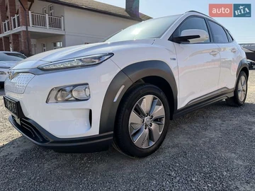 Авто Hyundai Kona Electric 2021 № 8590343