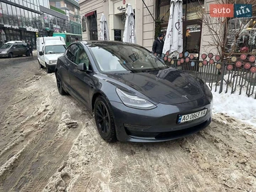Авто Tesla Model 3 2021 № 8590359