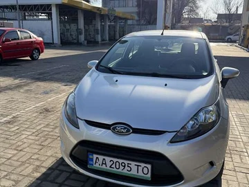 Авто Ford Fiesta 2012 № 8590391