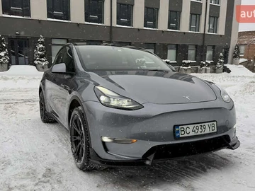 Авто Tesla Model Y 2024 № 8590503