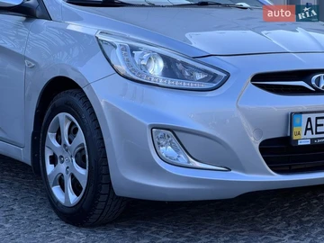 Авто Hyundai Accent 2013 № 8590767