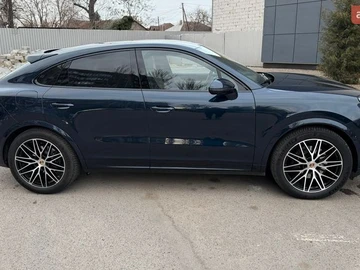 Авто Porsche Cayenne 2024 № 8590804