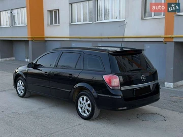 Авто Opel Astra 2005 № 8590816