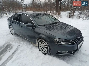 Авто Volkswagen Passat 2013 № 8590910