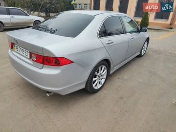 Авто Honda Accord 2006 № 8591095