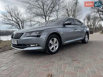 Авто Skoda Superb 2015 № 8591935