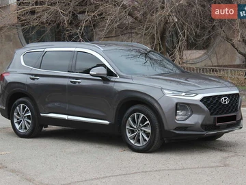 Авто Hyundai Santa Fe 2018 № 8591968