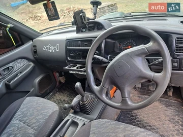 Авто Mitsubishi L 200 2003 № 8592035