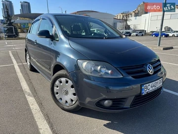 Авто Volkswagen Golf Plus 2007 № 8592049
