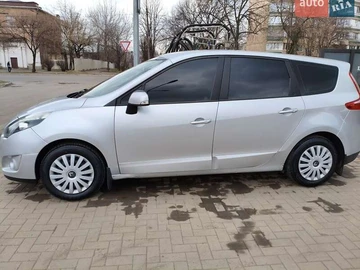 Авто Renault Grand Scenic 2011 № 8592258