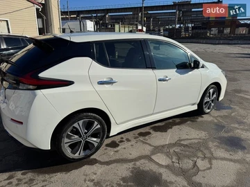 Авто Nissan Leaf 2020 № 8592357