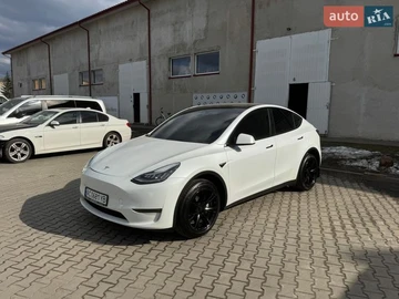 Авто Tesla Model Y 2022 № 8592369